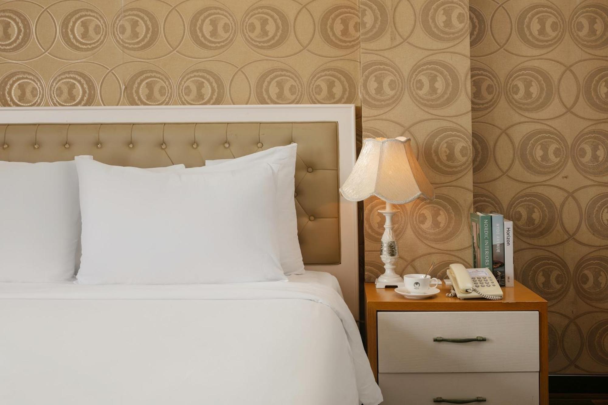 Nesta Hotel Кан То Екстериор снимка