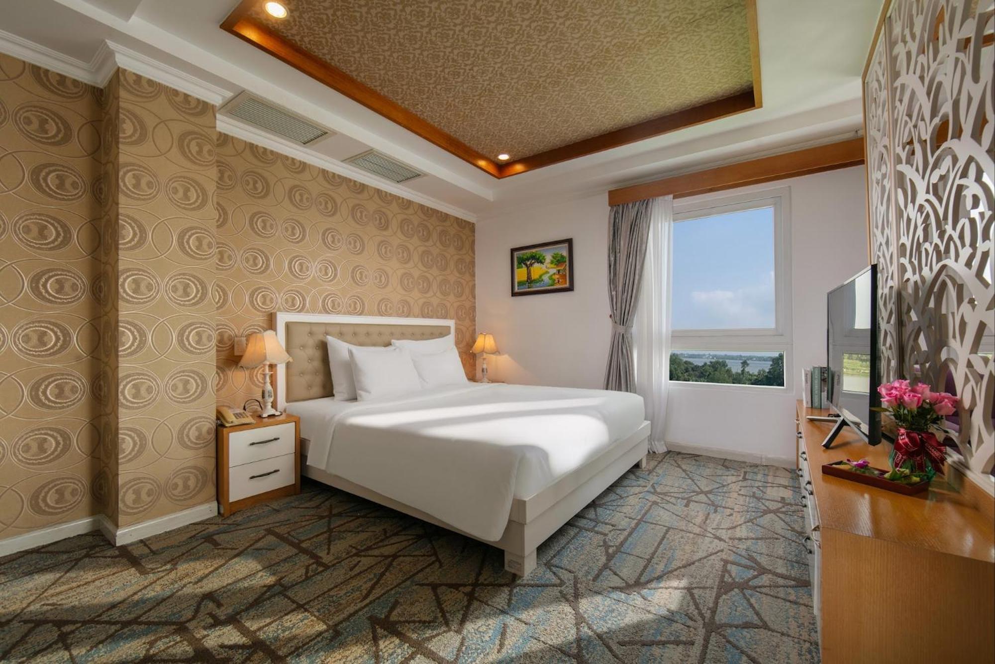 Nesta Hotel Кан То Екстериор снимка