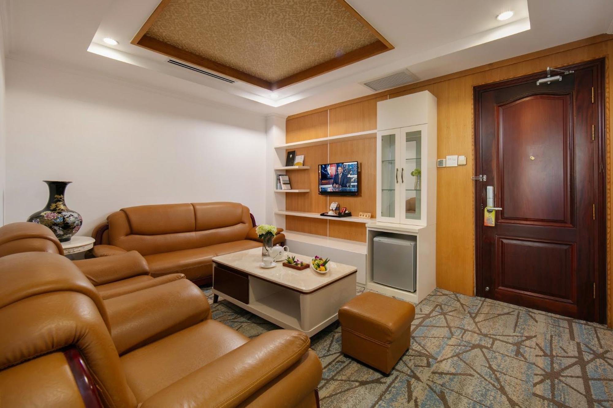 Nesta Hotel Кан То Екстериор снимка