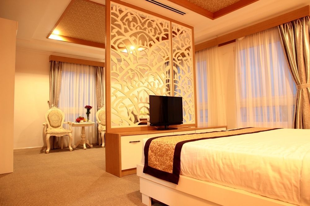 Nesta Hotel Кан То Екстериор снимка